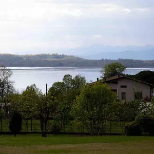 Vista Lago-appartamento Funzionale Con Vista Appartamento Varese